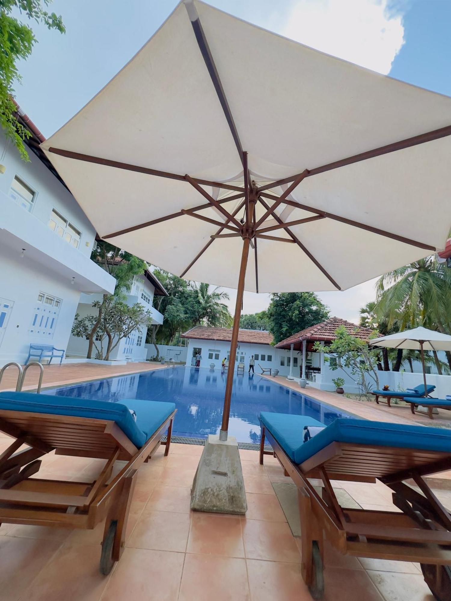 Blue Kite Family Resort Kalpitiya Exterior photo